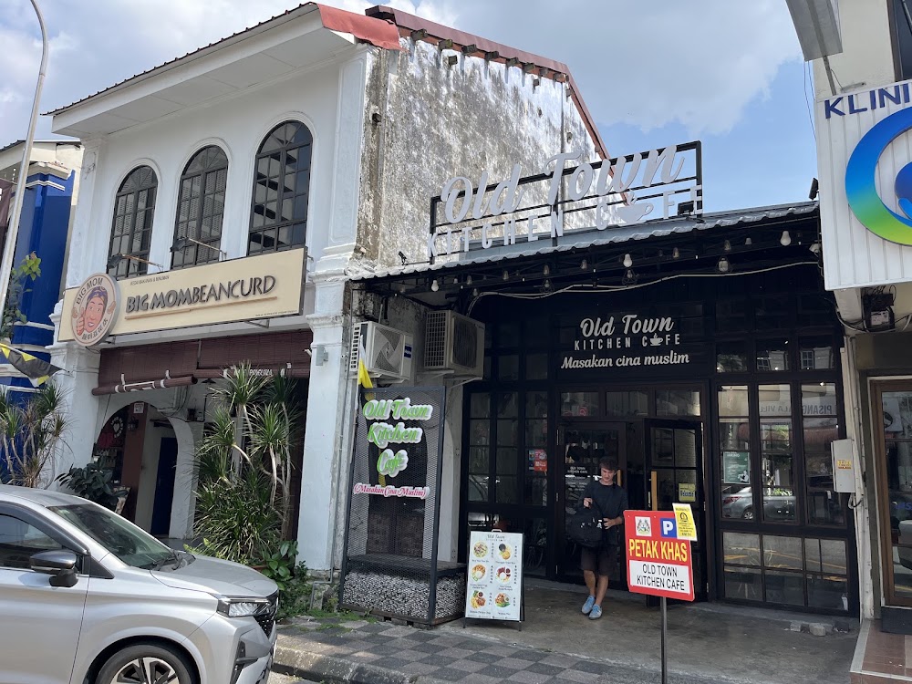 Old Town Kitchen Cafe-Padang Ipoh