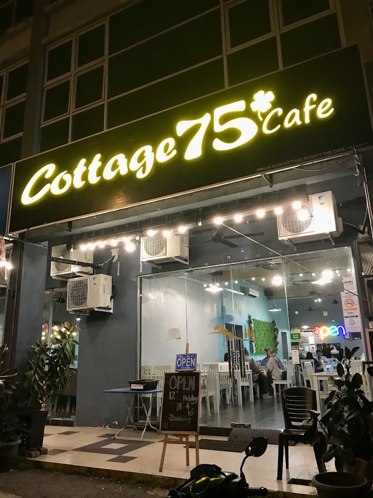 Cottage 75 Cafe
