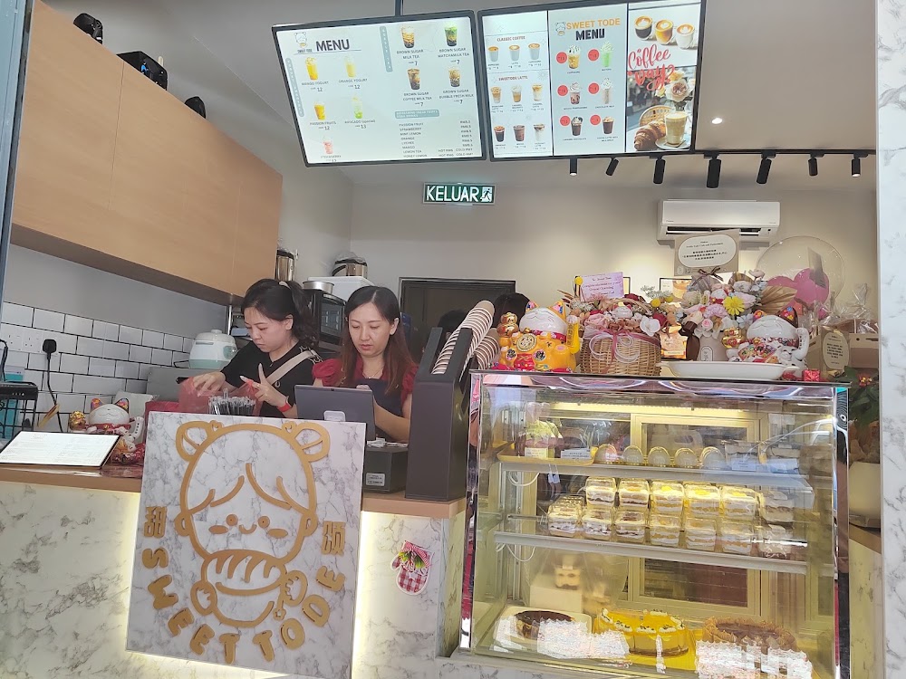 Sweet Tode Cafe And Petissarie