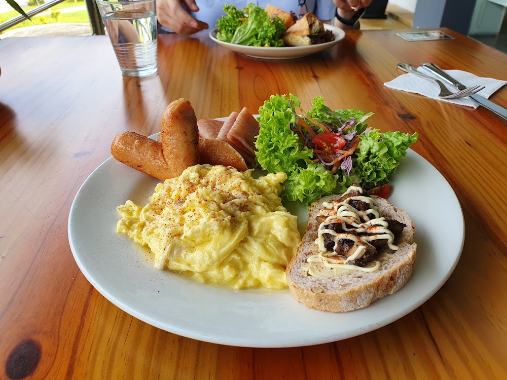 The Terrace Grocery & Cafe